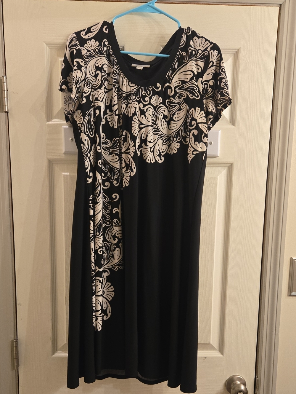 dressbarn Black and White Scroll-Print Short Sleeve Midi Dress